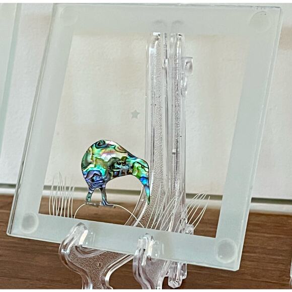 Smashing Glass Kiwi Moon Abalone Coasters Handcrafted New Zealand Box Set of 4 - Picture 4 of 15